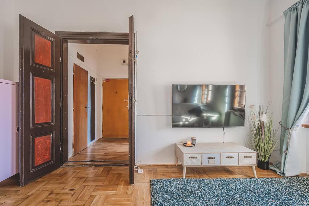 Carolina'S Romantic Apartment Hradec Králové Kültér fotó